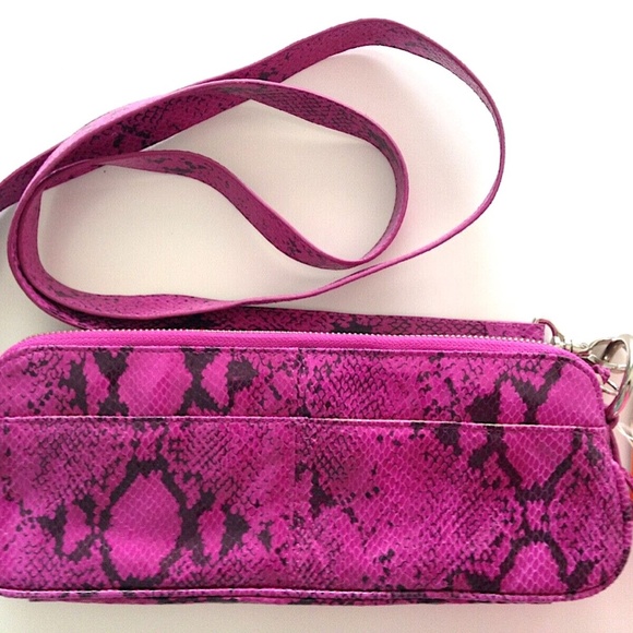 🎉2HP🎉 LATICO Raven Leather Snake Clutch CrossBody Handbag Hot Pink Magenta NWT - Picture 5 of 15